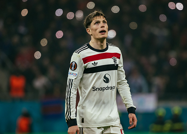 ไก่เบนเข็มล่า ‘การ์นาโช่’ หลังอกหักเตล