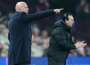 ‘สล็อท’ เซ็งหงส์เสียประตูง่าย-กังวล ‘แบรดลี่ย์’ เจ็บ