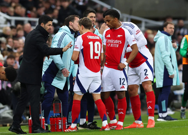 ‘เนฟ’ จวกเกมรุกปืนไร้ความน่ากลัว-ซัมเมอร์ต้องช้อปหน้าเป้า