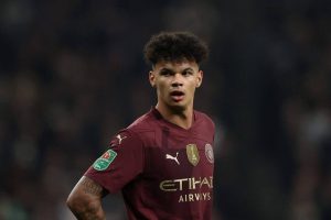 เรือรั้ง ‘โอไรลี่ย์’ อยู่ต่อแม้สิงห์ทาบทาม