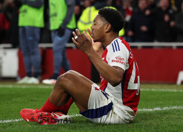 ขาดแบ็คซ้ายพอดี! พี่ต้าหนุน ‘สเคลลี่’ ติดทีมชาติชุดใหญ่