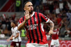 นาโปลีตกลง ‘โอคาฟอร์’ เหลือถกมิลานให้ลงตัว