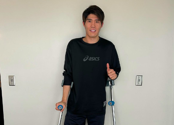 ‘โทมิยาสุ’ ผ่าเข่าลุล่วง-คาดปิดเทอมซีซั่นนี้