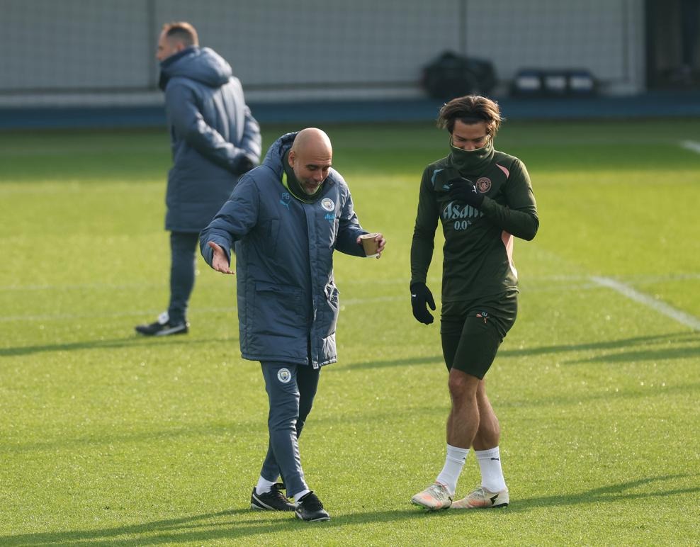 เรือได้สองแนวรับบุกราชัน, ม้าลายหนีบ ‘คัมเบียโซ่’ เยือนพีเอสวี…ปรีวิว UCL