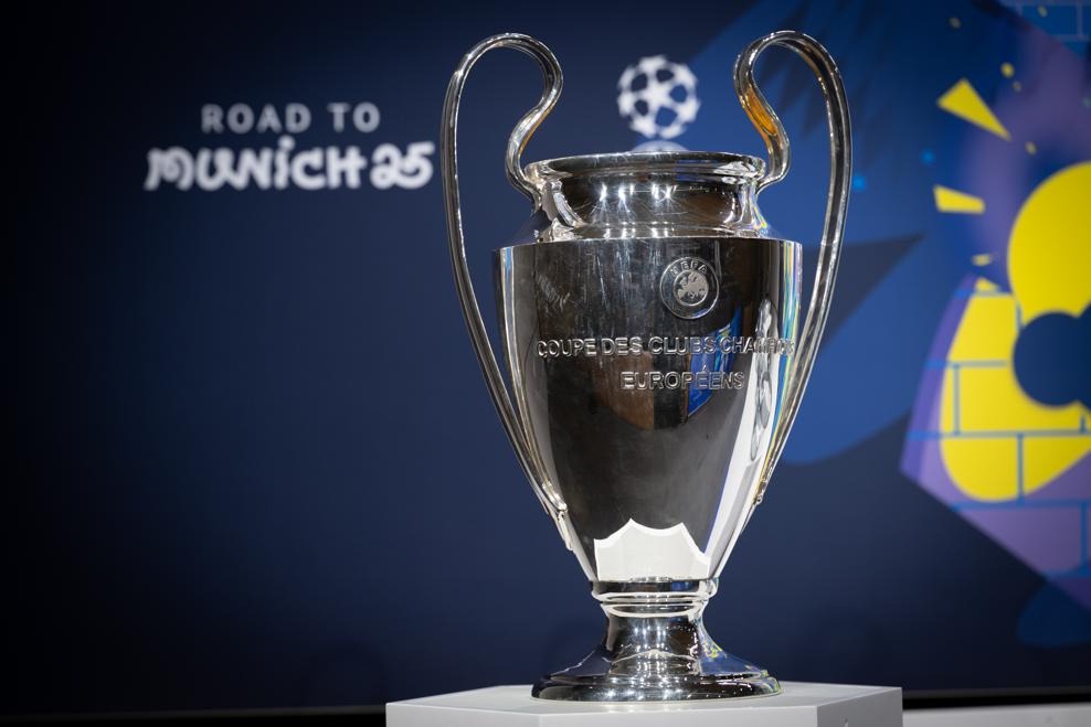 มาดริดดาร์บี้!! ราชันปะทะตราหมี, หงส์ดวล PSG ประกบคู่ 16 ทีม UCL