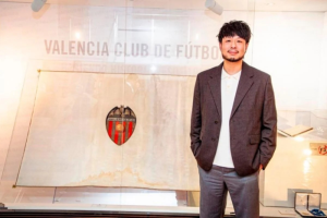 ธุรกิจครอบครัว! ‘ลิม’ ดันลูกชายนั่งปธ.ค้างคาว