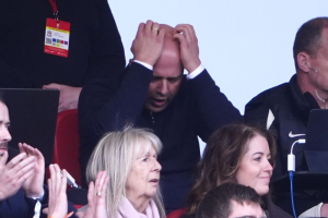 ครึ่งแรกไม่ไหว… ‘สล็อท’ เผยใช้ความโกรธปลุกหงส์