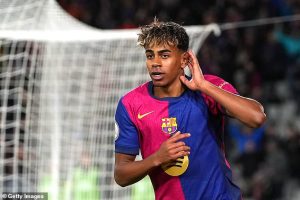 เมนเดสการันตี ‘ยามาล’ ยืดสัญญาบาร์ซ่า