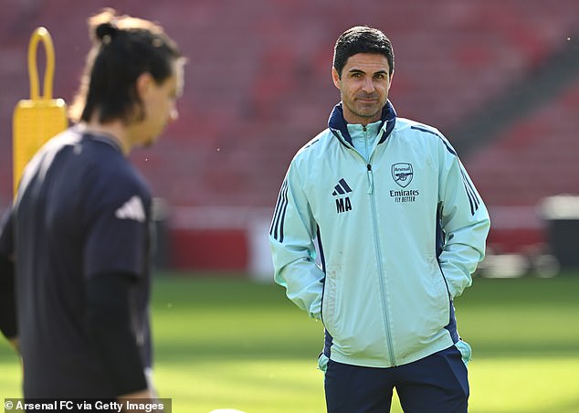 ผีลุ้น 2 แข้งดวลปืน, 2 เซ็นเตอร์พร้อมช่วยสิงห์เจอจิ้งจอก…ปรีวิว พรีเมียร์ลีก