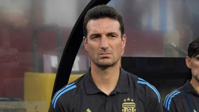 ‘สคาโลนี่’ ปลื้มฟ้า-ขาวขาดสตาร์เฉือนจอมโหด