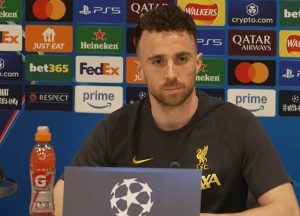 ‘โชต้า’ รับปีนี้ฟอร์มดร็อปแต่หวังช่วยหงส์คว้าแชมป์