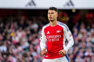 ปืนยิ้ม ‘มาร์ติเนลลี่’ คืนทัพเยือนผี