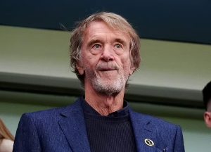 ‘เซอร์จิม’ รับผีไม่มีเงินเหลือเหตุต้องรัดเข็มขัด