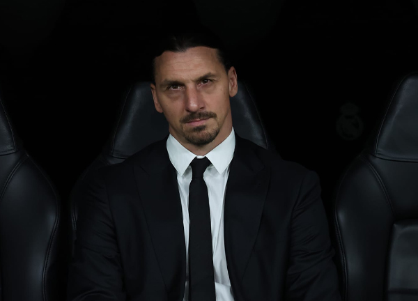 อดีตแข้งแนะปืนดึง ‘อิบรา’ นั่งผอ.กีฬาแทนเอดู