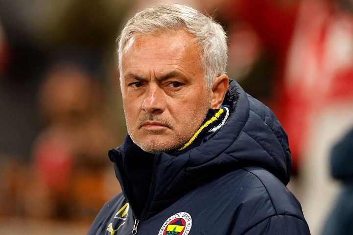 เฟเนร์ฯฟ้องร้อง ‘กาลาฯ’ หลังกล่าวหา ‘น้ามู’ เหยียดผิว