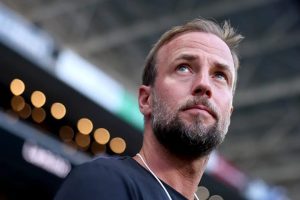 ม้าขาวเฮ ‘เฮอเนส’ ต่อสัญญาเพิ่มถึงปี 2028