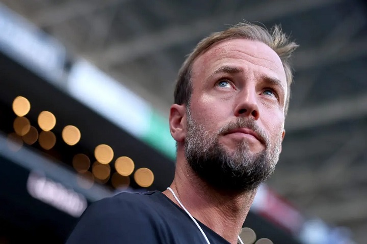 ม้าขาวเฮ ‘เฮอเนส’ ต่อสัญญาเพิ่มถึงปี 2028