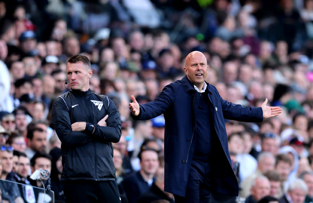 รถแห่อย่าเพิ่งออก…’สล็อท’ เซ็งหงส์หมดสภาพพลาดเองจนแพ้