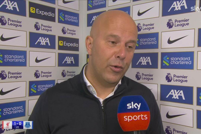 สล็อทยัน ‘หงส์’ ควรได้ประตู-หงุดหงิดกฎล้ำหน้า