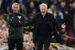 ‘มอยส์’ สุดงง ‘หงส์’ ล้ำหน้าแต่เปาให้ประตู