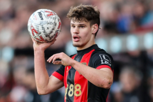 สื่อโหมบอร์นมัธตั้งราคา ‘เคอร์เคซ’ 45 ลป.