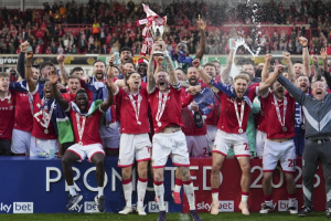 ถึงแชมป์เปี้ยนชิพ! ‘เร็กซ์แฮม’ เลื่อนชั้น 3 ปีติด