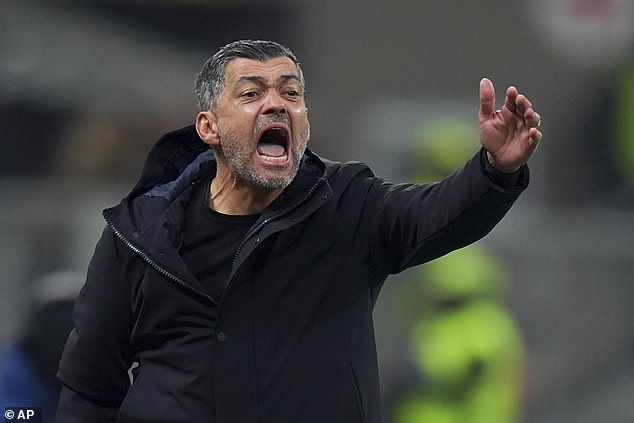 ‘คอนไซเซา’ โวยตั้งแต่คุมมิลานไม่เคยได้ความเคารพ