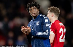 โอนีลจี้ผลงาน ดอร์กู ‘เล่นแบบนี้ผมก็เล่นได้’