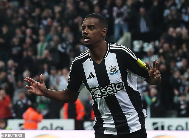 สาลิการอดูอาการ ‘อิซาค,ทริปเปียร์’ บุกจิ้งจอก…ปรีวิว พรีเมียร์ลีก