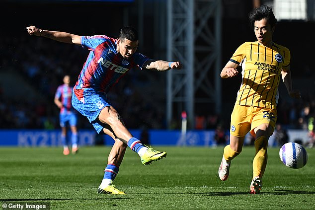 พาเลซตบรางวัลยืดสัญญาใหม่ ‘มูนญอซ’