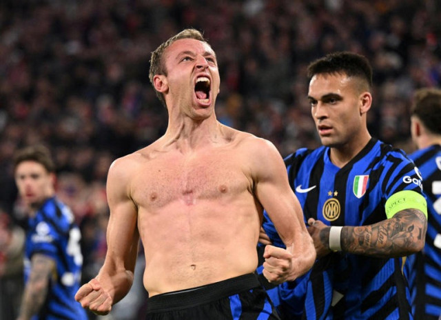 ‘ฟรัตเตซี่’ อุทิศประตูชัยให้คุณย่า