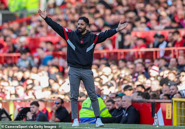 สำเร็จไหม?! ‘เนฟ+คีน’ เสียงแตกหากผีถึงแชมป์ยูโรป้า