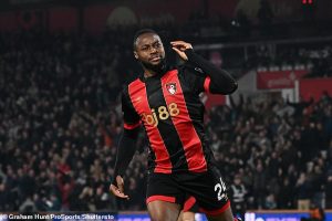 บอร์นมัธขอ 70 ลป.! ‘ผี’ ขึ้นเต็งสอย ‘เซเมนโย่’ ติดปีก