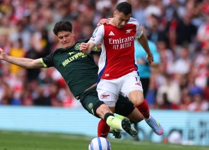 ควรแดง! ‘มาร์ติเนลลี่’ ฉุน ‘นอร์การ์ด’ เสียบโหดเกือบขาหัก