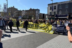 แฟนไก่รวมตัวประท้วง ‘เลวี่,ENIC’ อีกรอบ