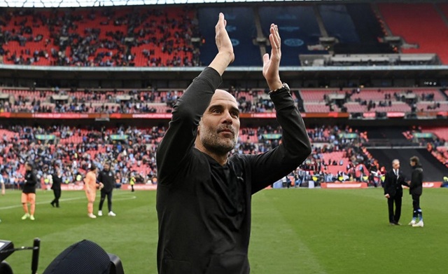 ปีหน้าเจอกัน! ‘เป๊ป’ ร่วมยินดี ‘หงส์’ คู่ควรแชมป์