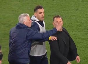 ‘น้ามู’ หยิกจมูกกุนซือกาลาฯเสี่ยงโดนแบนย้อนหลัง