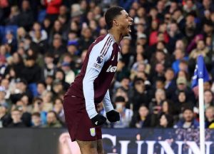 ฟอร์มกำลังมา! อูไนแย้มใช้ ‘แรชฟอร์ด’ เล่นหน้าคู่ ‘วัตกิ้นส์’