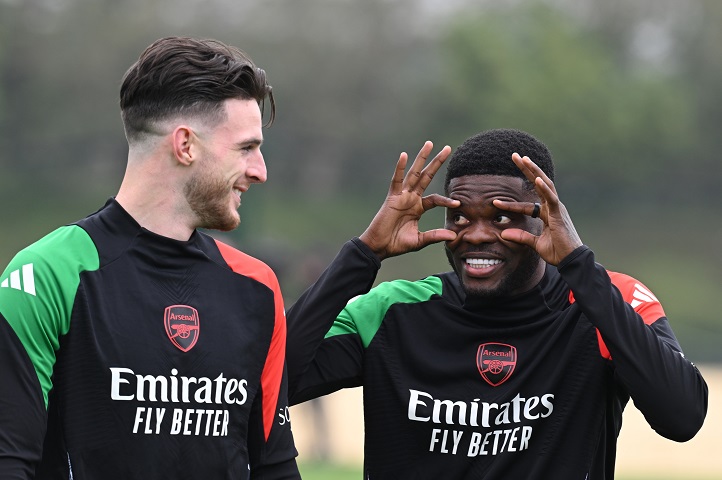 ‘พี่ต้า’ เปรยสัญญาใหม่ ‘ปาร์เตย์’ คืบหน้า