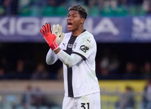 ปูดผีหวนล่าตัว ‘ซูซูกิ’ กดดันโอนาน่า