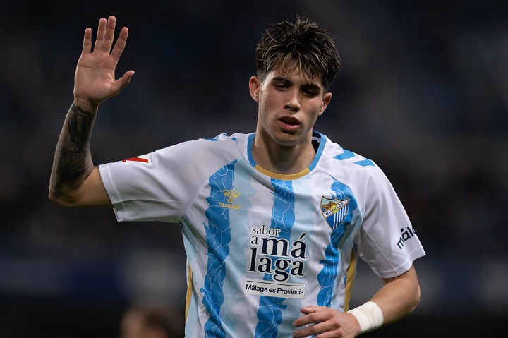 ปาด 2 ยักษ์สเปน! สาลิกาเซ็นฟรี ‘ปีกมาลาก้า’