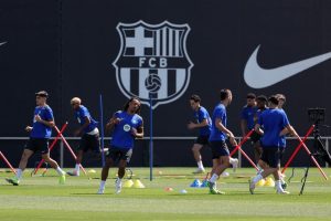 งูได้ ‘ตูราม’ คืนทัพบุกเยือนบาร์ซ่า…ปรีวิว UCL