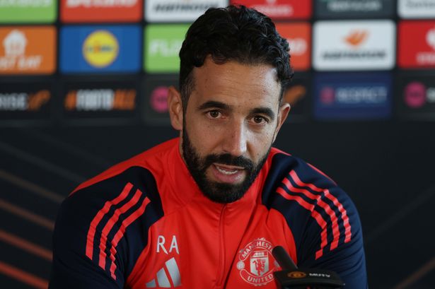 ‘บอสเจ๋ง’ พร้อมกล่าวคำขอโทษต่อหน้าแฟนผีนัดปิดซีซั่น