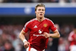 สื่อไก่งวงโหมเฟเนร์สนคว้า ‘ฮอยลุนด์’