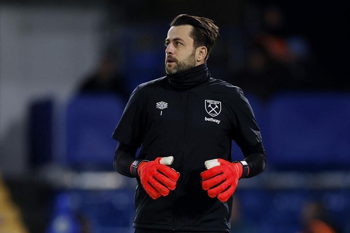 ค้อนเฟิร์มปล่อย 4 แข้งพ้นทีมหลังจบซีซั่น