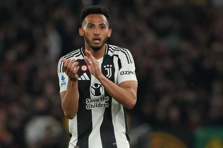 ม้าลายเซ็นขาด ‘เคลลี่’ หลังลงครบตามเงื่อนไข