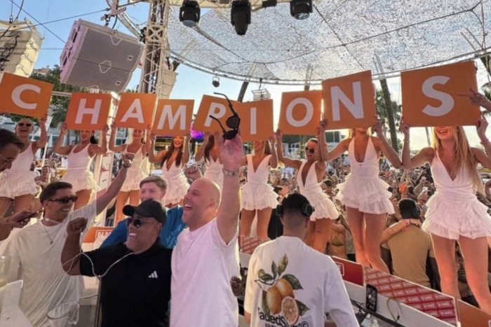 เหลืออีก2นัด… ‘สล็อท’ ไปอิบิซ่าปาร์ตี้ฉลองแชมป์