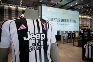 ‘ม้าลาย’ รับ 69 ลย. หวนใช้ ‘Jeep’ คาดอกเสื้อ