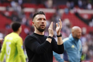 แนวทางไม่ตรง! อาแย็กซ์เฟิร์ม ‘ฟาริโอลี่’ ลากุนซือ