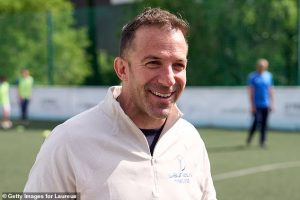 ทีมไหนดี?! ‘ป๋าเดล’ ประกาศได้ไลเซนส์โค้ช